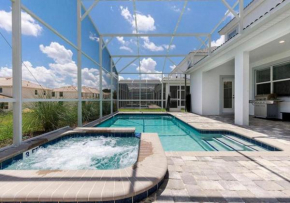 Stunning Home wPrivate Pool, minutes from Disney